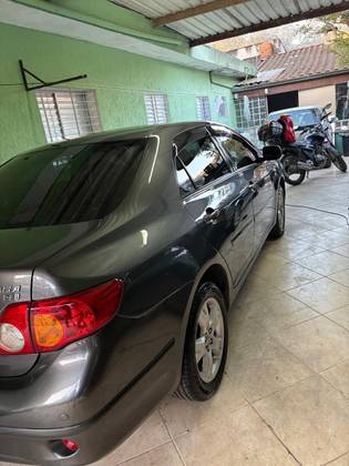 TOYOTA COROLLA 1.8 GLI 16V FLEX 4P AUTOMÁTICO TOYOTA COROLLA 1.8 GLI 16V FLEX 4P AUTOMÁTICO